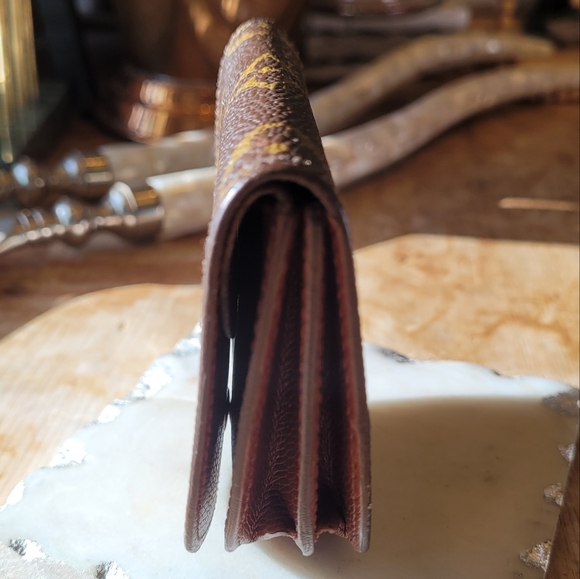 Louis Vuitton Vintage Monogram Coin Pouch - Picture 2 of 6